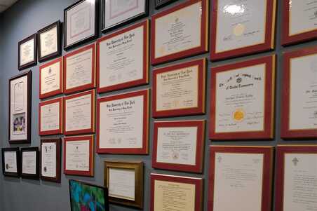Diplomas Awards Plaques